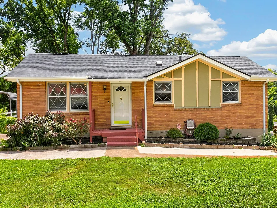 261 Eisenhower Dr