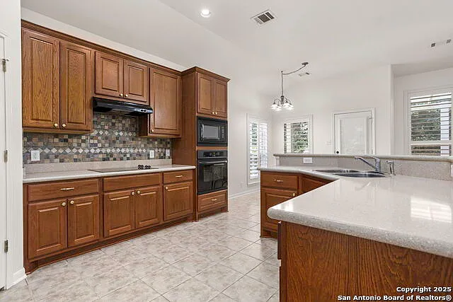 211 Aster Trl — Photo 11