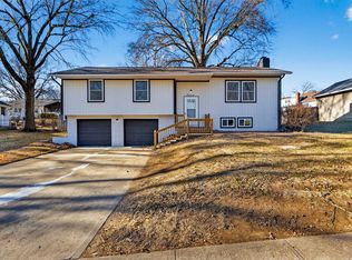9234 Woodson St, Overland Park, KS 66207