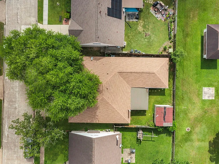 16719 Sky Blue Ln — Photo 20