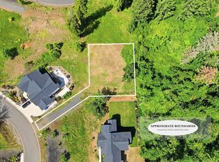 155 66th St, Springfield, OR 97478