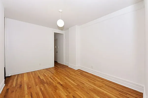 Rented by Aether Property Group | media 30