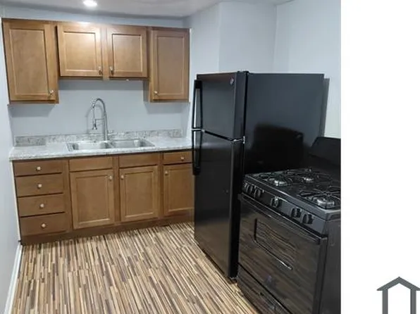 48 Poplar St, Toledo, OH 43605
