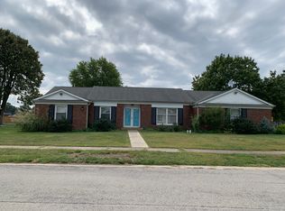 610 Kenton Blvd, Taylorville, IL 62568