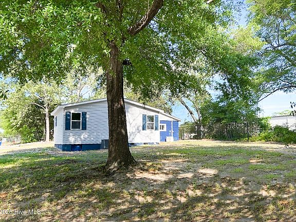 4th image of 155 Bryan Road