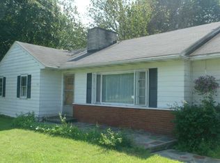 718 County Highway 126, Amsterdam, NY 12010