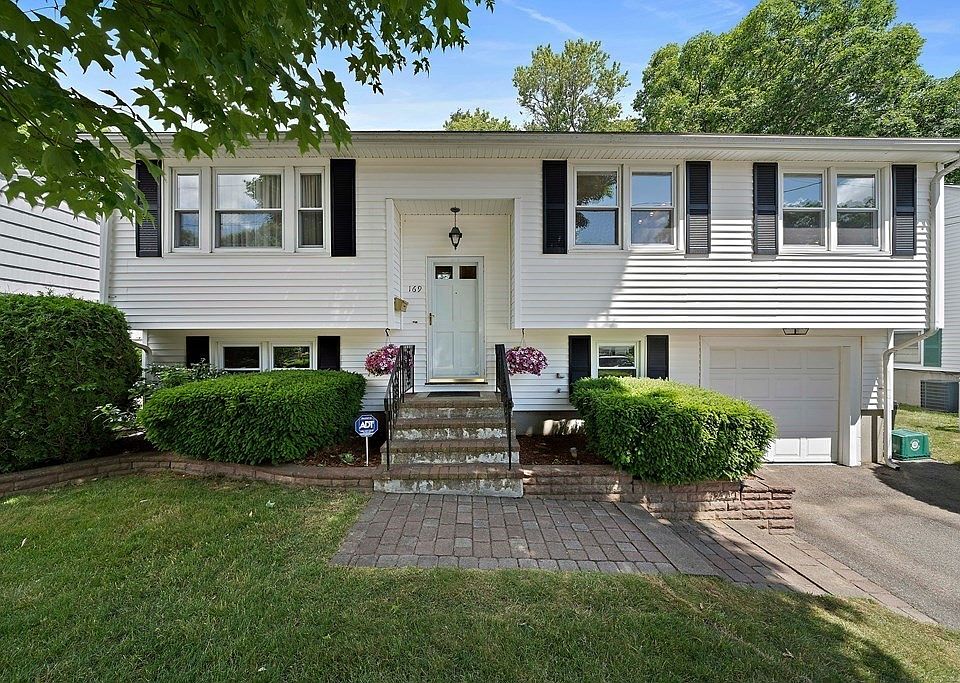 1st image of 169 Carroll Ave