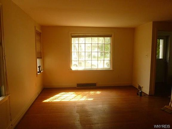 2nd image of 155 Highland Dr