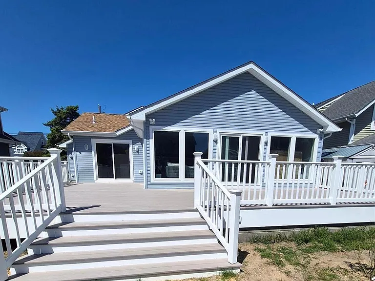 157 Old Wharf Rd — Photo 2