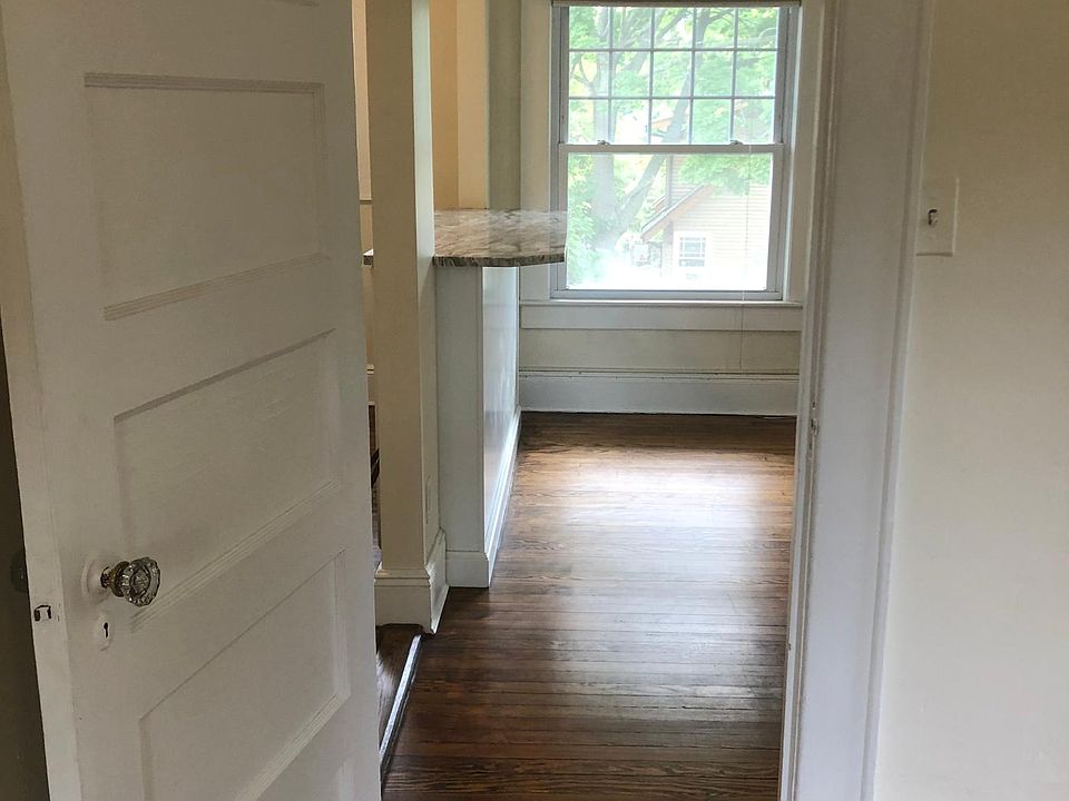 entry to apt.