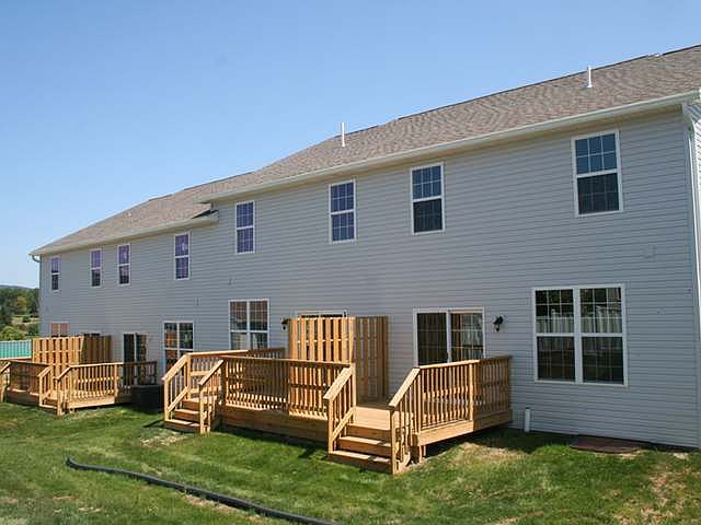 1st image of 110-136 Faith Cir