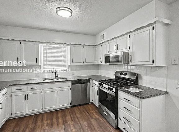 3rd image of 16008 W 151st Ter