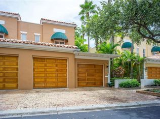 1125 Abbeys Way, Tampa, FL 33602