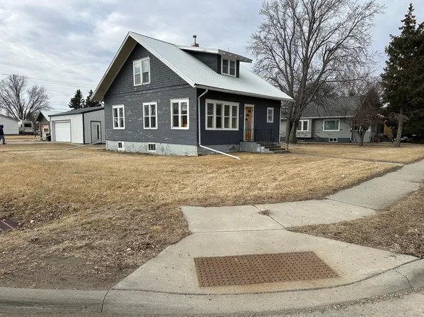 213 Dakota St E, Doland, SD 57436