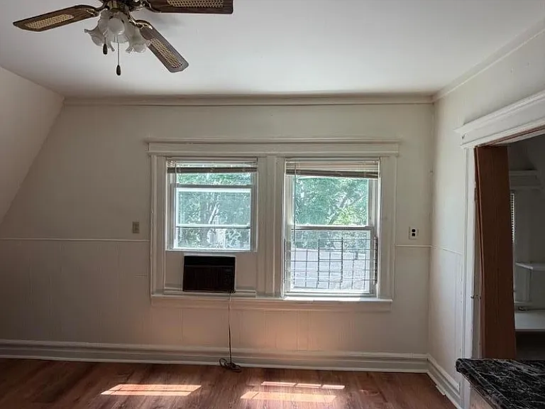 50 Treacy Ave — Photo 8