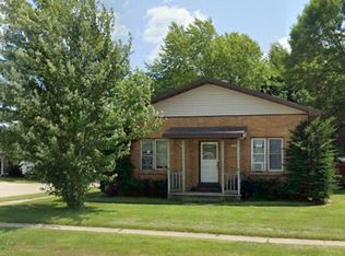 1501 Dewey St, Manitowoc, WI 54220