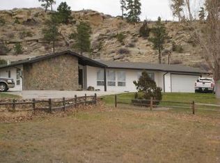 51 Bedford Rd, Roundup, MT 59072