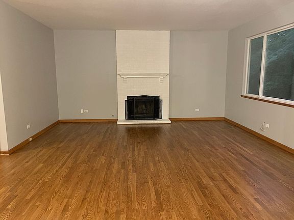 4th image of 803 Farmhill Ln