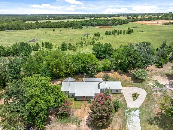 4th image of 257 Private Road 7219