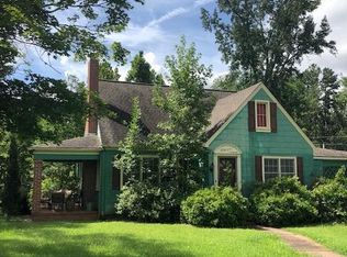 637 W College St, Ailey, GA 30410