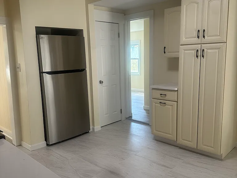 16 N Main St #1 — Photo 5