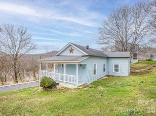 109 Riverside Dr, Cramerton, NC 28032