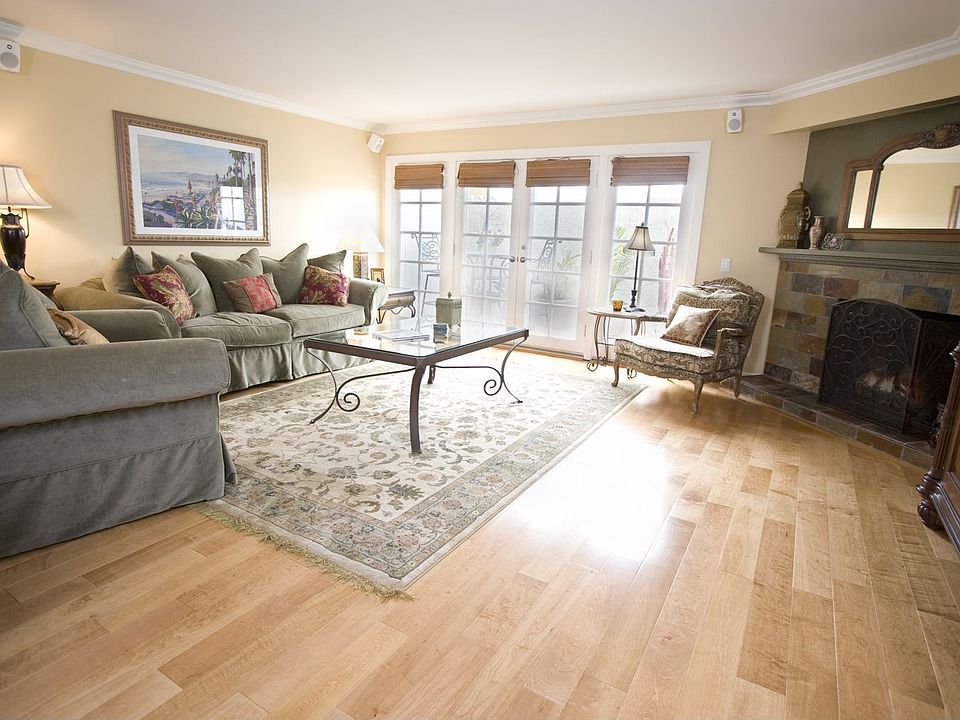 1st image of 847 17th St Unit 5
