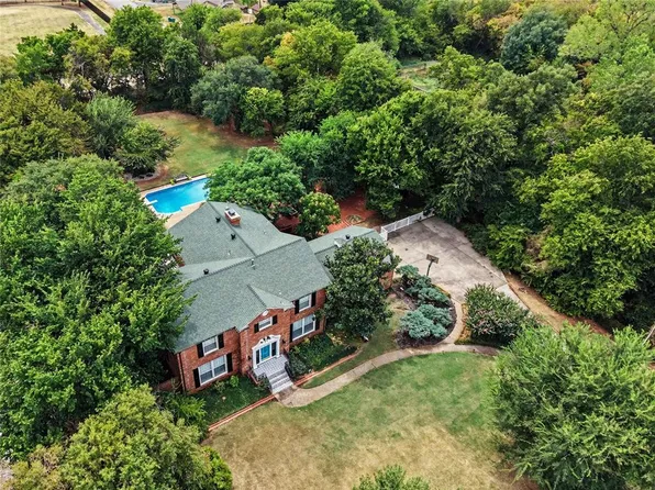 4200 NE 36th St, Forest Park, OK 73121