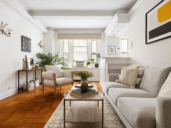 24 5th Avenue image 1 of 10