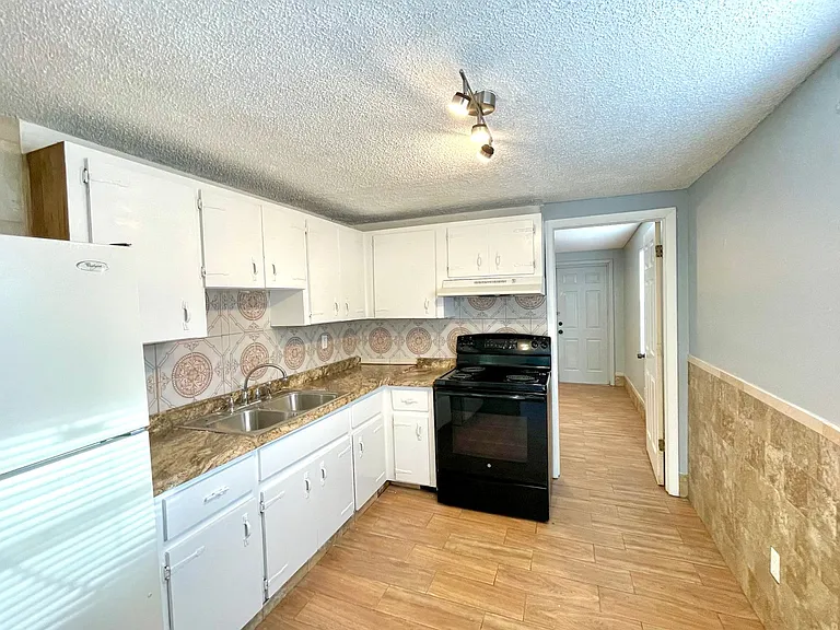 512 60th Avenue Ter W — Photo 26