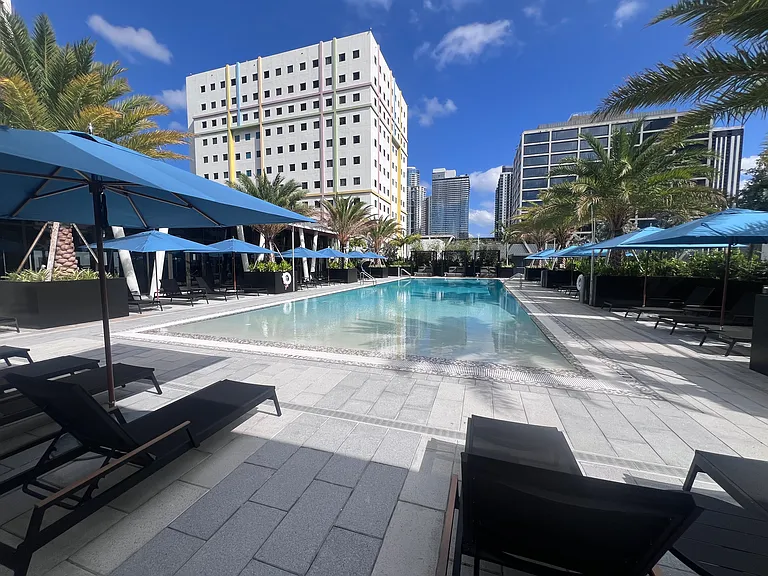 1100 N Miami Ave #C — Photo 14