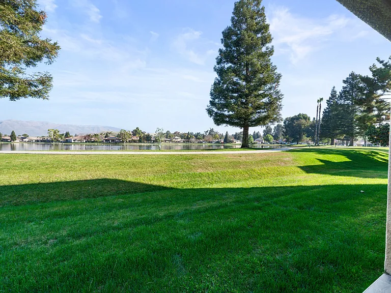 14500 Las Palmas Dr #36 — Photo 23