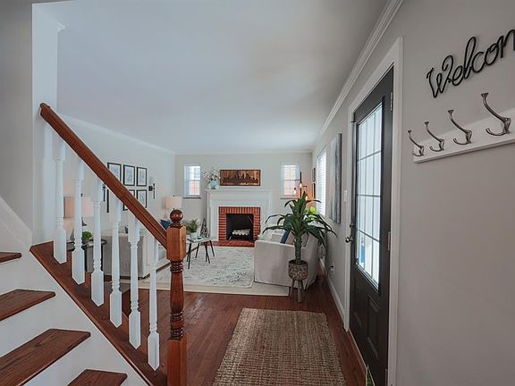 5th image of 4103 Rowan Hill Dr