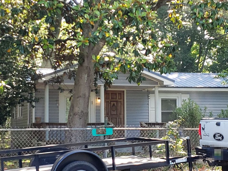 2nd image of 57 2nd St