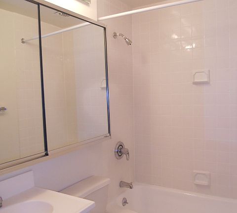 5th image of 1560 York Avenue 4a-