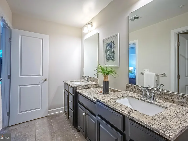 22308 Seabring Ter — Photo 28