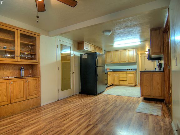 4th image of 2900 Grand Blvd