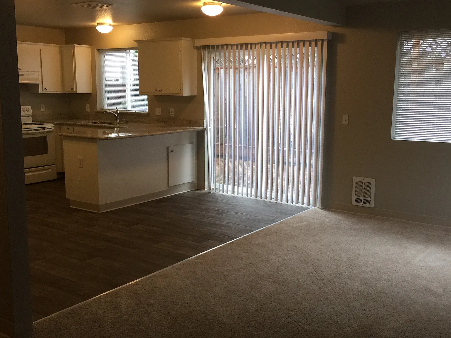 3 bed, 2.5 bath, 1500 sqft, $2,900 — Photo 3