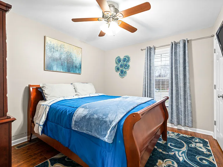 2311 Raleigh Ct — Photo 5