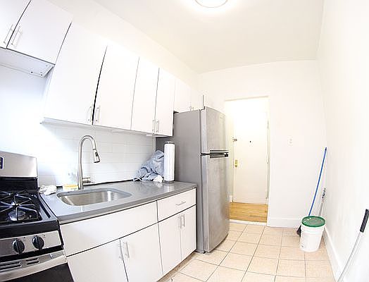 3rd image of 3300 Bailey Ave #B88