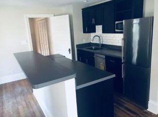 812 S Summit St, Iowa City, IA