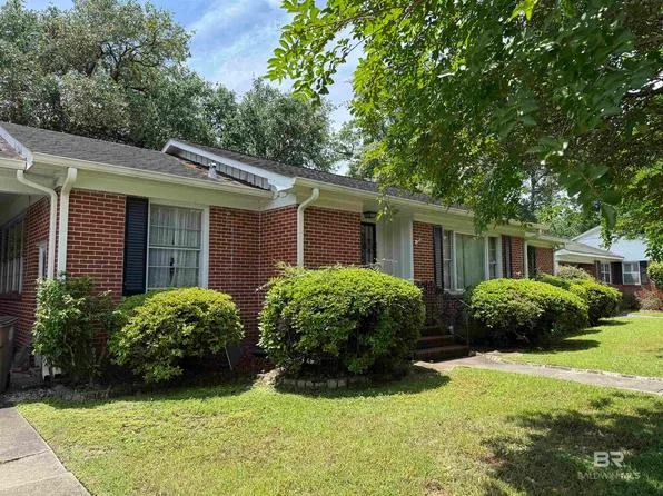 2755 Brierwood Dr, Mobile, AL 36606