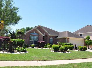 4501 Brookstone Ln, League City, TX 77573