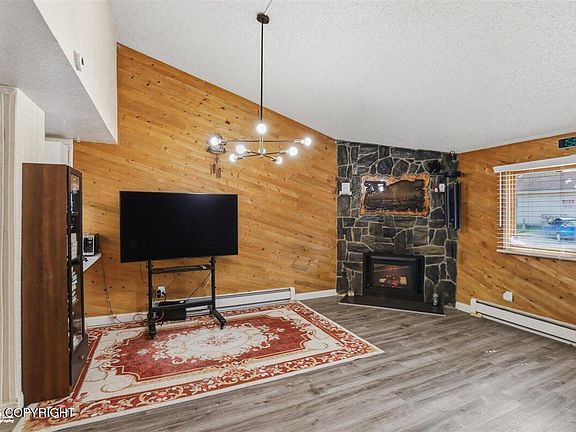 3rd image of 4322 Reka Dr