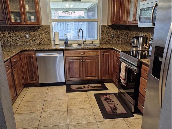 4th image of 6301 SW 7th Street