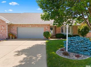 5314 N Stenning Dr, Peoria, IL 61615
