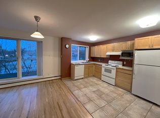 101 25th Ave SW #2B-1BA-938SQFT, Calgary, AB T2S0K8