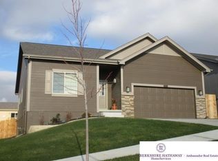 16422 Lilac St, Omaha, NE 68116