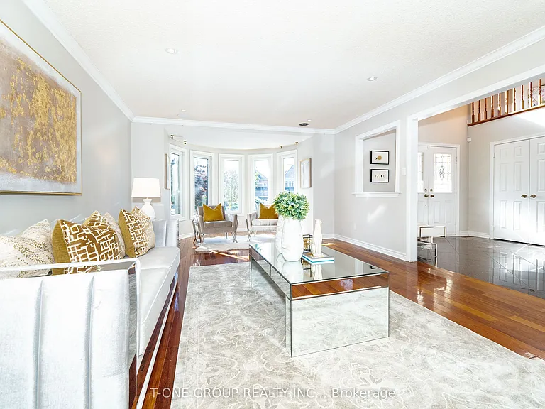382 Elgin Mills Rd W — Photo 9