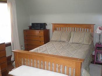 3rd image of 1608 Winton Ave